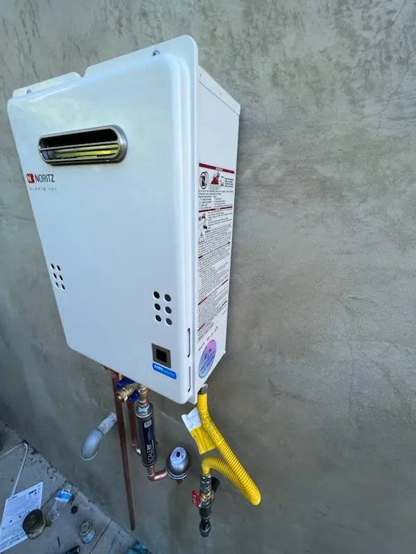 Tankless water heater installation for Hull homes